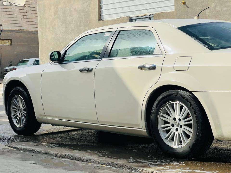 السلام عليكم اوباما 2008 لبيع محرك كير تبريد تخم تاير كله جديد حداديه بيه ضعف لبيع او مراوس  ملاحظه السياره مصبوغه  عام جماليه مكفوله من الضربه  
السعر 108 وبيه مجال مكان السياره ناصريه
***********
