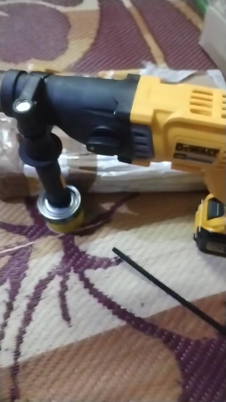 سلام عليكم دريل دولت همر تقشير  الصنع المجر يعني HUNGARY20فولت وبطاريه فقط السعر 180الف


**إذا كنت صاحب هذا الإعلان وتريد حذفه لأي سبب، رجاءا أرسل رسالة إلى الدعم الفني**