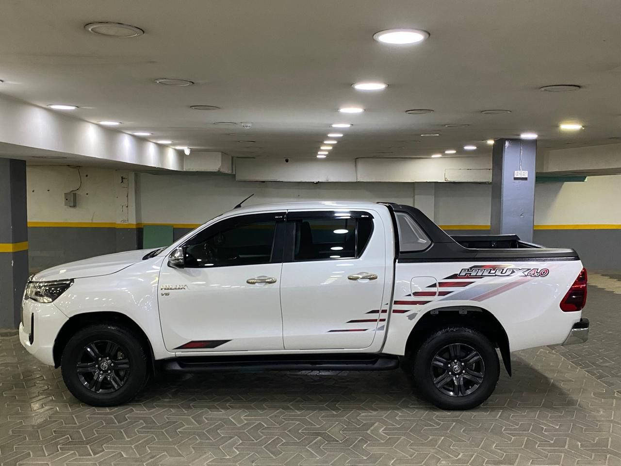 السلام عليكم 
للبيع او مراوس 
تيوتا هايلوكس TRD 2023 خليجي مكفوله من صبغ والتبديل 
بيه بارد بسيط
ماشيه ٨٠
رقم اربيل مكانها بغداد شارع فلسطين 
السعر 255 ورقه وبيه مجال 
***********
