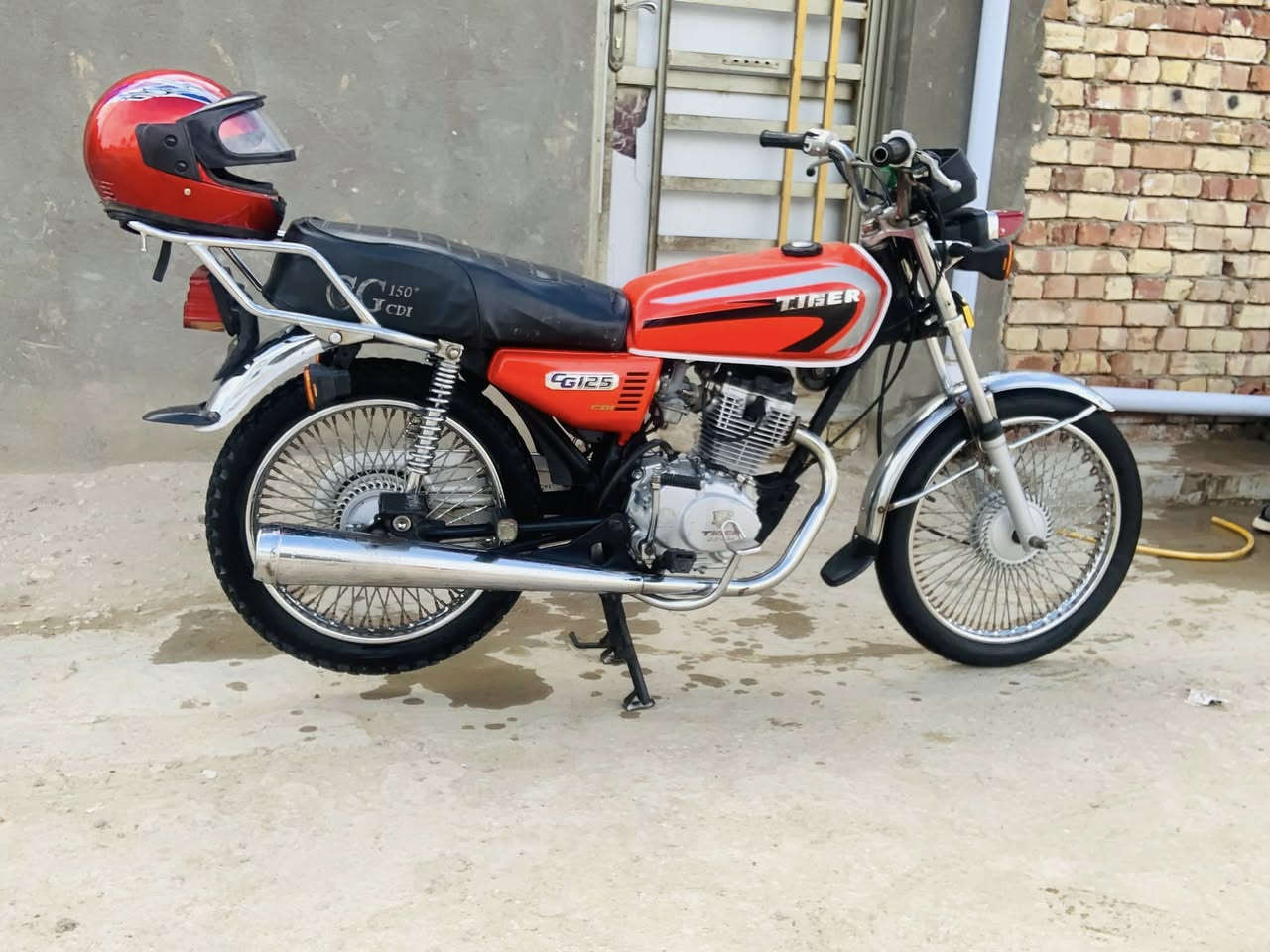 سلام عليكم تايكر للبيع مديل 2021اوراق الدراجه كلشي مناقصها مال جناي وشوفه عينك نضافتها مبدله بس رنكات سعرها 450وبيها مجال بسيط مكاني الحمزه الغربي***********مامتواجد خاص
