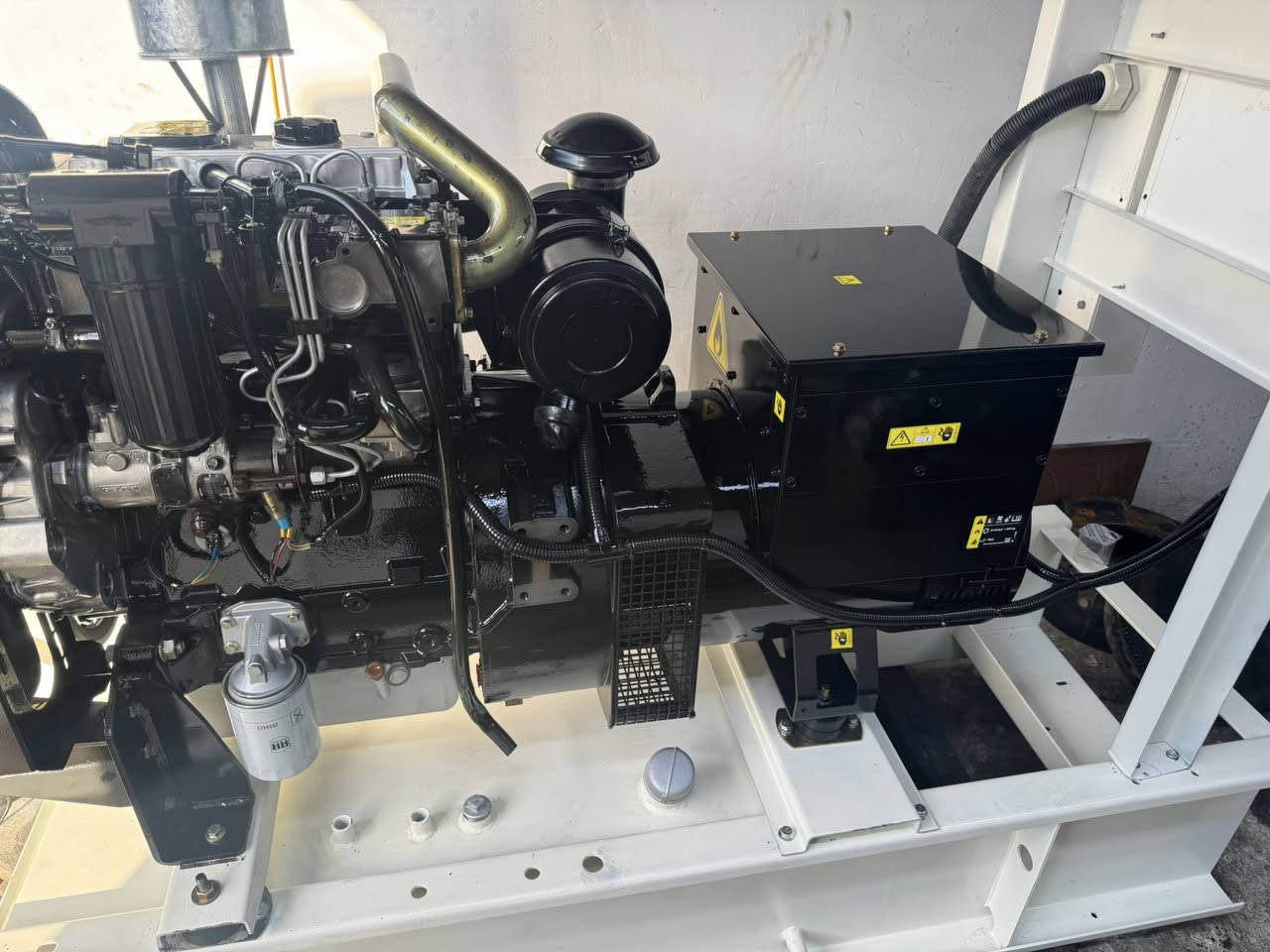 موالده بيركنز إنكليزي ٦٠ كيفي ٣سلندر  شاصي شغاله على حمل لا صوف ولا تبخير نظام أوتوماتيك كل حساسات شغاله العنوان بغداد مجمع المشن 
السعر ٤٥ 
للاتصال ***********
