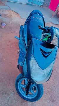 سكنس نثيه ياباني  الدراجه محركه مفول و معدل نوزل  السعر 350وبيه مجال ر...