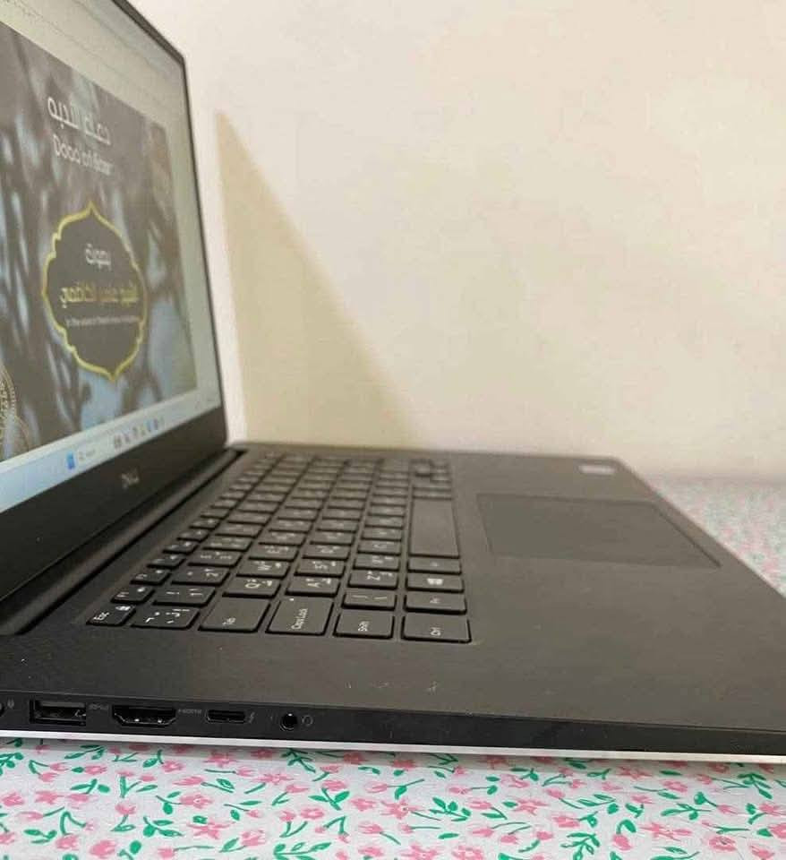 💻 Dell Precision 5540 Workstation ⚠️ (متوفر 4 قطع فقط)
محطة عمل احترافية تجمع بين القوة الفائقة والتصميم النحيف، مخصص للمهندسين والمصممين.
🔍 المواصفات التقنية:
• المعالج: Intel Core i7 (الجيل التاسع - فئة H) | 12 CPUs - 6 Cores.
• الرام: 16GB DDR4.
• الهارد: 512GB SSD M.2.
• كارت الشاشة الخارجي: NVIDIA Quadro T1000 (4GB).
• كارت الشاشة الداخلي: Intel UHD Graphics 630 (8GB Shared).
• الشاشة: 15.6 بوصة Full HD.
• الكيبورد: ستيكر (عربي/إنجليزي).
🖤🖤🖤🖤🖤🖤
🎁 الهدايا والملحقات: (حقيبة، شاحن أصلي، ماوس، ماوس باد، تغليف كرتوني آمن).
🛡️ الضمان والخدمات: • فحص المواصفات والنظافة عند المندوب قبل الاستلام. • ضمان استبدال لمدة أسبوع كامل. • تنصيب ويندوز، أوفيس، والبرامج الأساسية مجاناً.
💰 السعر: 580,000 دينار عراقي.
📍 الموقع: بغداد - الأمين الثانية. 🚚 التوصيل: متوفر لجميع محافظات العراق.
📞 للحجز والاستفسار (واتساب/اتصال): ***********
