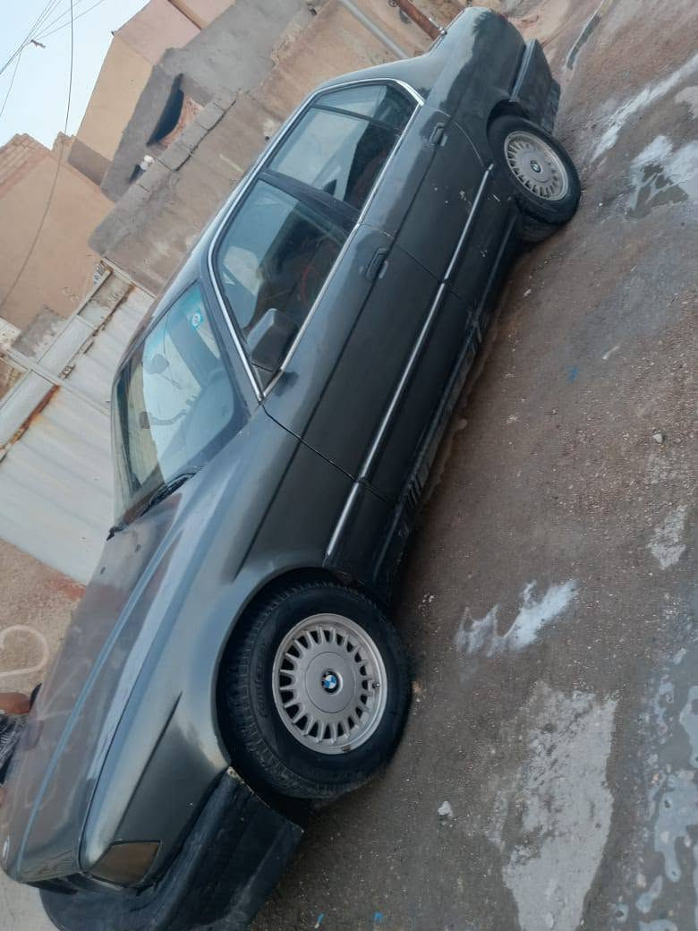 بي ام 730 رقم انبار إنكليزي سياره جاهزه كهربائيات كلها شغاله غرفتها زينه نص عمر فقط عيب الكير الثالث مرات يستلمه ومرات مايستلمه 25 ورقه وبيها مجال
رقم التلفون / *********** 
الرقم الثاني/***********
العنوان / بابل/ المحاويل 

بي ام 730 رقم انبار إنكليزي سياره جاهزه كهربائيات كلها شغاله غرفتها زينه نص عمر فقط عيب الكير الثالث مرات يستلمه ومرات مايستلمه 25 ورقه وبيها مجال

