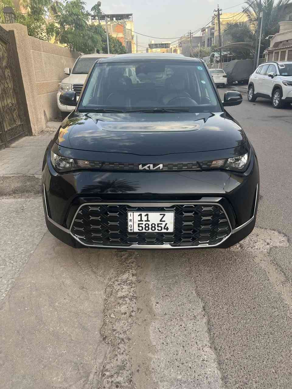 كيا صول جي تي لين موديل 2023 الون اسود للبيع
ماشيه 29000 فتحه شاشه كبيره بجم كبس بدون ايربك
حادثه بسيط ربع جنطه والدعاميه 
السعر 16000$ وبيه مجال 
للتواصل ***********
