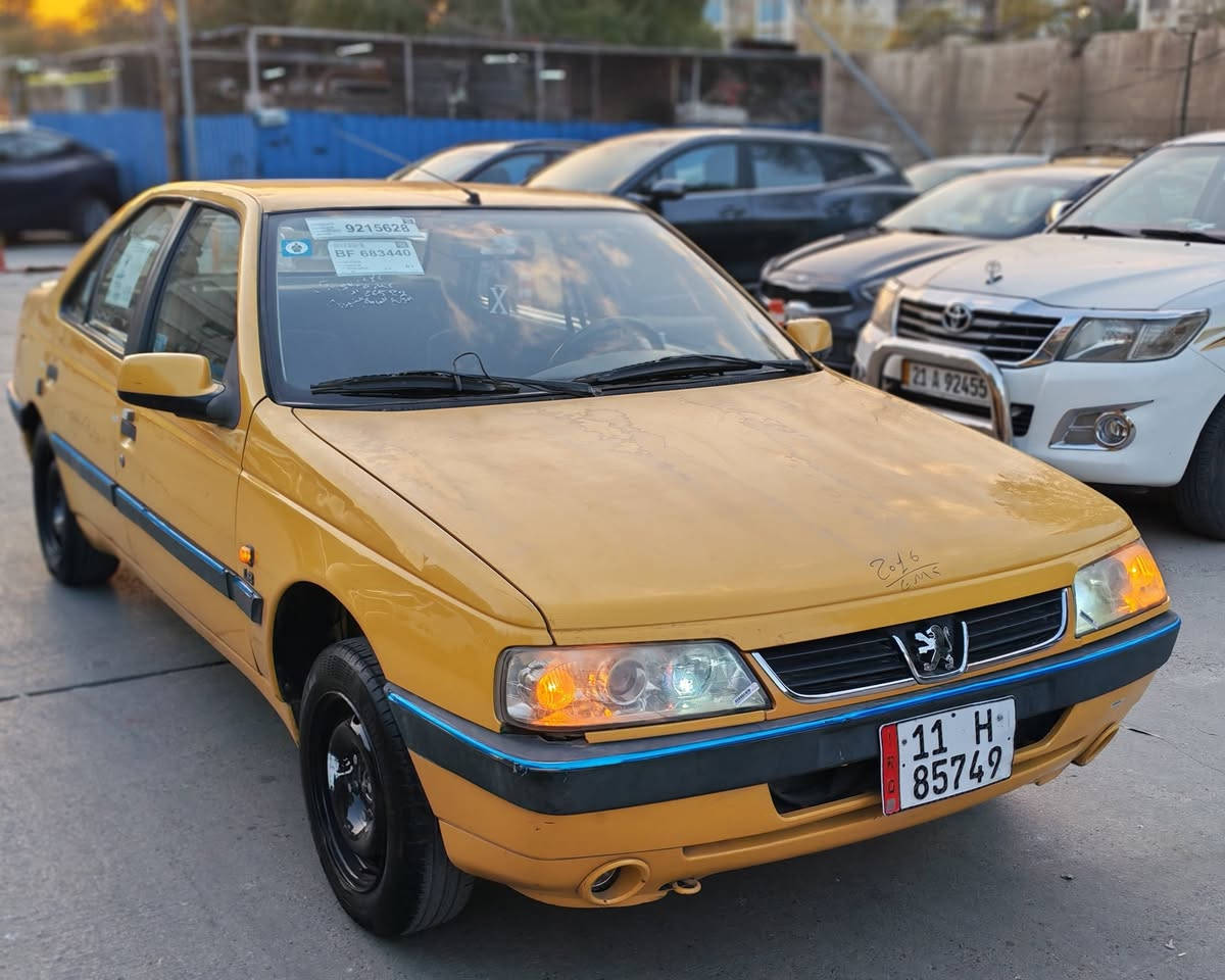 السلام عليكم
للبيع بيجو لميس 2016 
  شاشه + كامره
كير ومحرك خير من الله 
تبريد شغال تدفئة وتبريد 
كهربايات كلها شغاله 
تخم تاير جديد باتري جديد
السعر 43 وبيها مجال 
بغداد مجمع الصالحية 28 
***********
