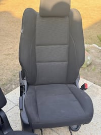 مقاعد امامية دورنكو • حالة وكالة • ٢٠٢٤