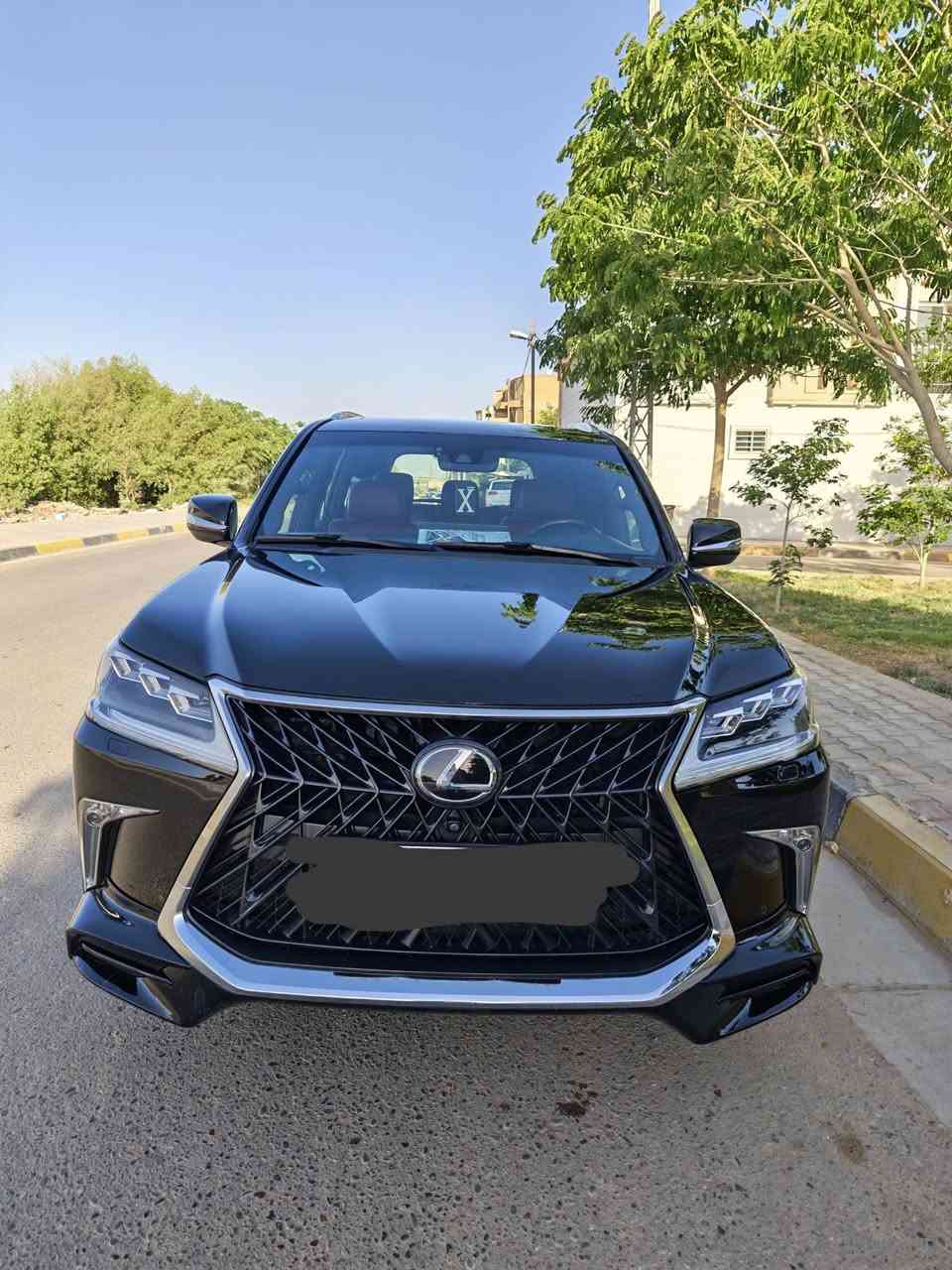 لكزز 2020 LX570🚙
للبيع .... مكان السيارة في كربلاء 

⚫ اللون: أسود ملكي

📍 رقم بغداد

📏 الممشى: 71 ألف كم فقط

✅ مكفولة من كل ضرر

المواصفات:

🔹 محرك 8 سلندر قوي وهادئ

🔹 تبريد أمامي وخلفي (عدة قطع)

🔹 شاشات خلفية

🔹 فتحة سقف

🔹 مقاعد جلد كهربائية مع تبريد وتسخين

🔹 تشغيل بصمة ودخول ذكي

🔹 كاميرات 360

🔹 رادار ومنظومة أمان

🔹 دبل

🔹 تعليق هوائي

🔹 إضاءة LED أصلية

🔹 نظام صوت فاخر

🔹 تحكم ستيرن

🔹 كروز كنترول

🔹 السيارة بحالة الوكالة ولا تحتاج أي صرف

السعر 77000

📞 للجادين فقط  اتصال ***********
