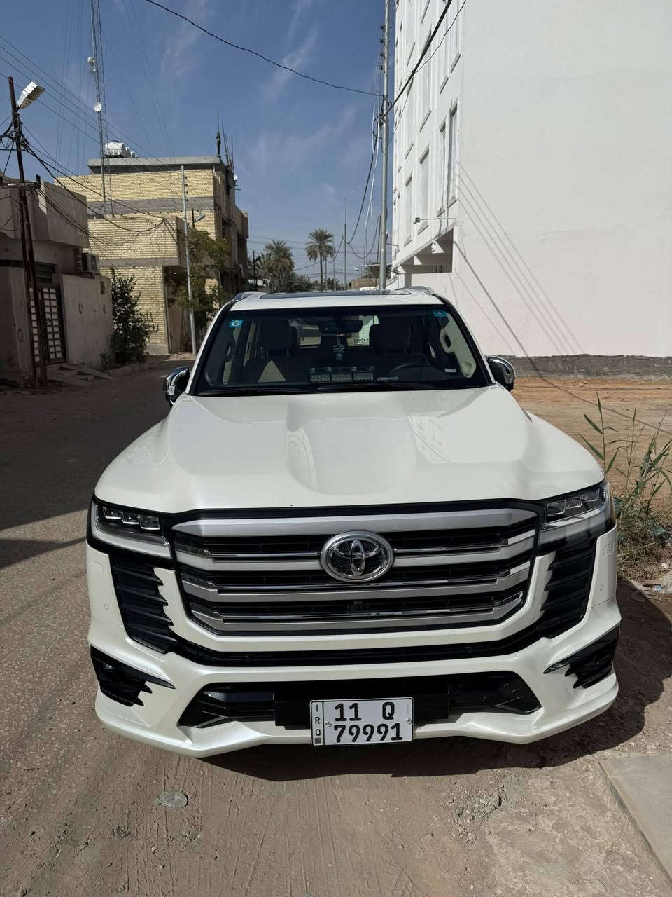 لاند كروزر للبيع
لاند كروزر 2024 
VX LIMITED
SAS بضمان الشركه 
مغلفه ppf ضمان 10 سنوات
ماشيه 19,000 كم
كلين تايتل  مكفولة من كل شي
المواصفات معروفه 
السعر خاص ( *********** )
