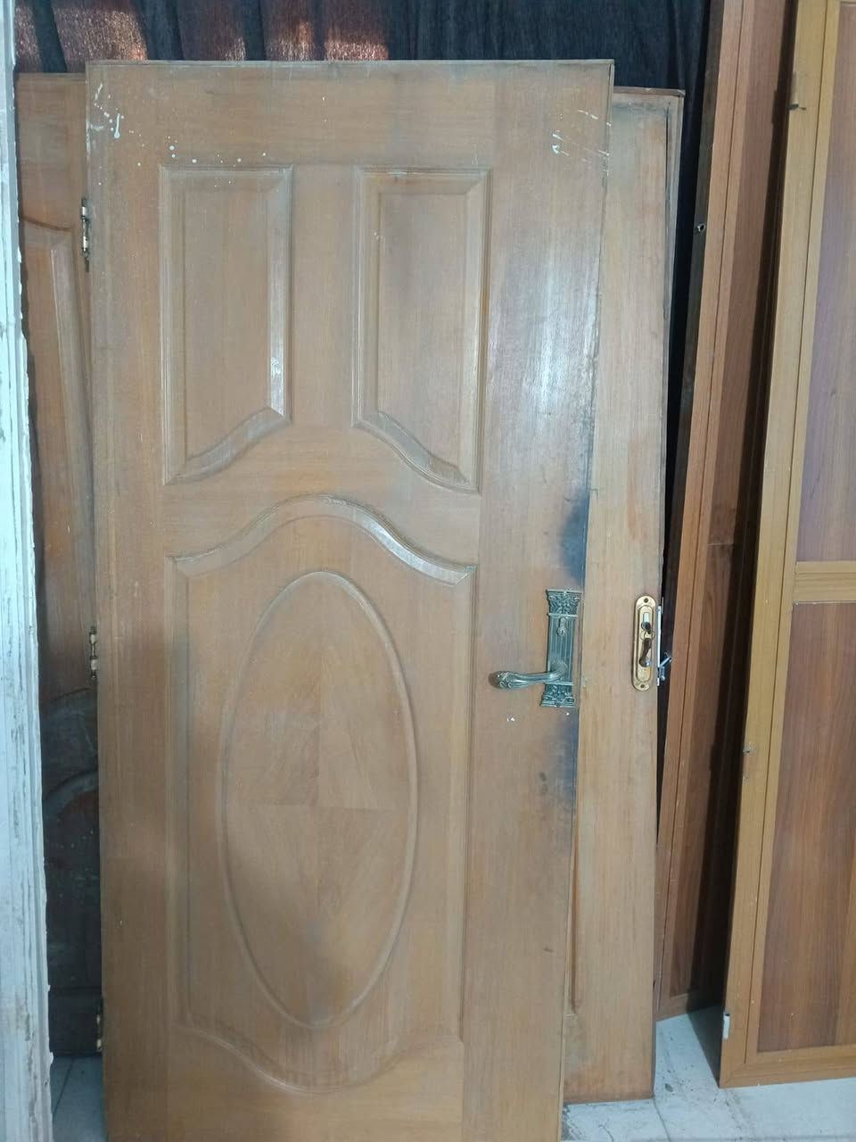 بيبان مستخدمات للبيع للأستفار ***********
