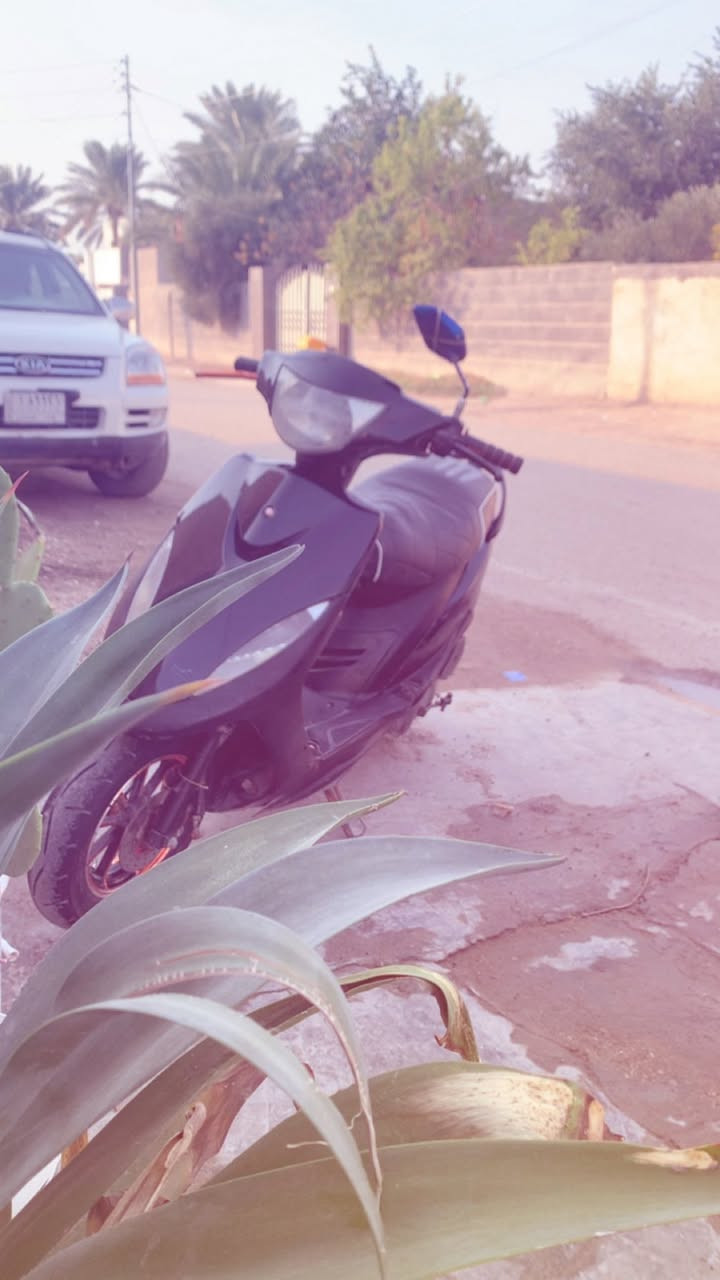 السلام عليكم دراجه ماكس عدله للبيع الدراجه شلعه ومعدل وكشرها حلو مستحقه فقط كابريتر مكاني بابل-الاسكندريه 
رقمي للتواصل ***********
سعر 400 وبيها مجال
مستعجل عَ بيعتها
