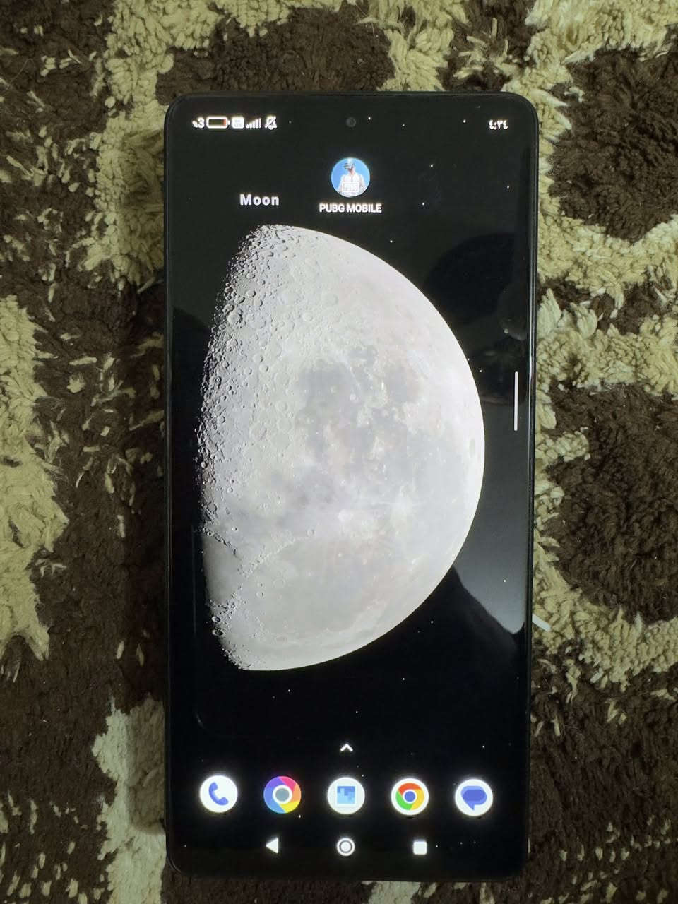 🚀 للبيع: وحش الأداء POCO F5 5G - نظافة تامة بدون كارتونه
لعشاق الألعاب والأداء القوي، متوفر الآن جهاز POCO F5 الغني عن التعريف، الجهاز يجمع بين القوة والتصميم النحيف والخفة.
✅ المواصفات الرئيسية:
• المعالج: Snapdragon® 7+ Gen 2 (بمعمارية 4 نانومتر) - أداء جبار يقارع الفئات العليا في الألعاب والتطبيقات الثقيلة.
• الشاشة: Flow AMOLED بتردد 120Hz ودعم 68 مليار لون، توفر تجربة بصرية سينمائية وسلاسة فائقة.
• الكاميرا: ثلاثية بدقة 64 ميجابكسل مع مثبت بصري OIS لتصوير فيديو وصور ثابتة واحترافية.
• البطارية والشحن: بطارية 5000mAh تدوم طويلاً مع شحن توربو فائق السرعة 67W (يشحن الجهاز بالكامل في وقت قياسي).
• الصوت: سماعات ستيريو مزدوجة مع دعم Dolby Atmos.
• التصميم: وزن خفيف جداً (181 جرام) وسماكة نحيفة (7.9 ملم).
السعر:250
المكان:بغداد الزعفرانيه
واتساب: ***********
