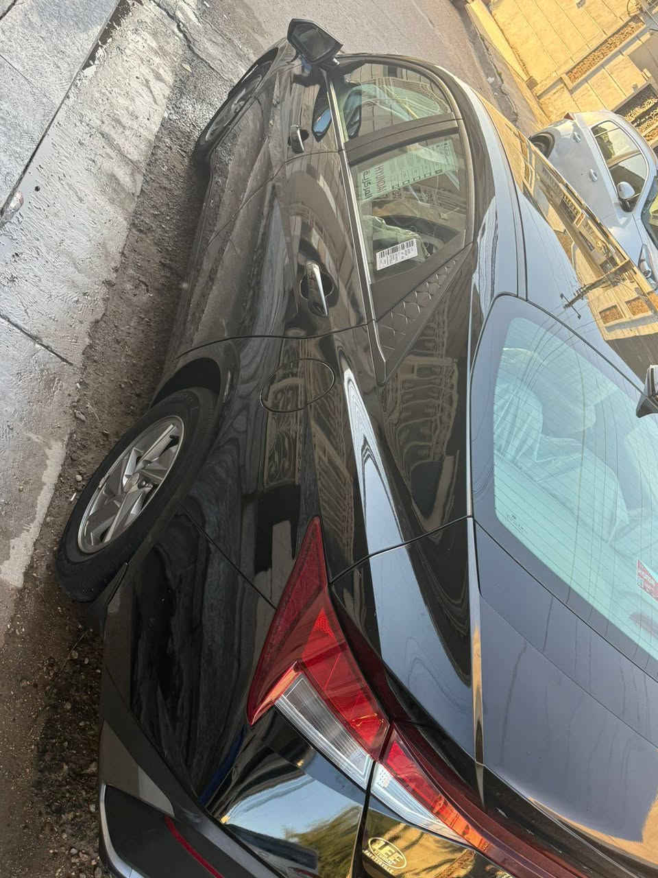 سلام عليكم لبيع هونداي الانترا م ٢٠٢٤ وارد امريكي حادثها فقط بنيد بدون جملغات ودواخل مكفوله  ايرباك ستيرن فقط بيها بارد بلباب خلفيه  هزه جديده بسمي تحويل مباشرماشيه ٢٠ ميل  مكينه ٢٠٠ دوش  سياره جديده تراي تبريد مكينه كير ع فحص صور حادث وسونار عندي  بلمنشور السعر (١٤٨ )وبيها مجال قليل بغداد حي العدل للستفسار ***********موصفات نصص
راداد جانبي
توقف ذاتي
نضام A اطفاء ذاتي
٣ انضمه قياد
