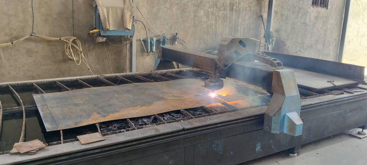 السلام عليكم
#للبيع
cnc  بلازما  120 امبير 
قياس 2*4 
المكينة جاهزة وشغلة 
مكانها صويرة حي الصناعي 
***********
