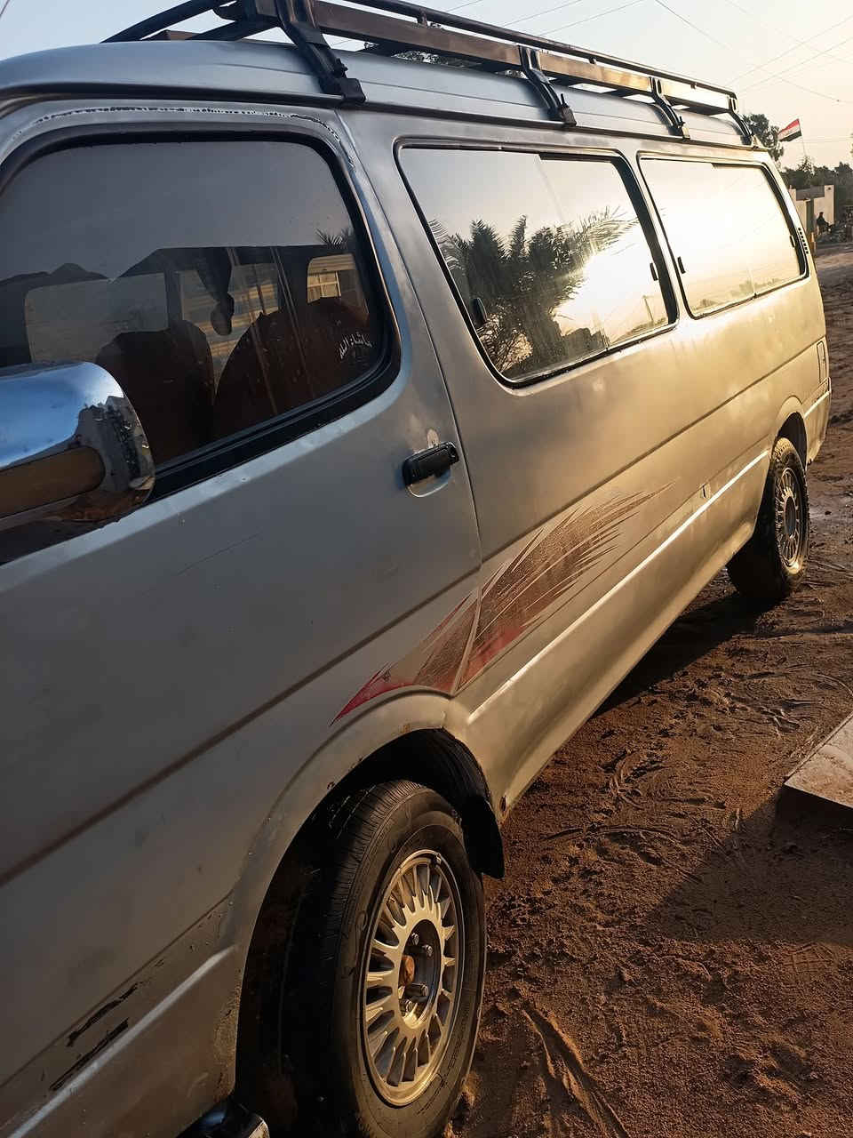 ليكم فتون موديل 10 حره تحويل مباشر سياره جاهزه مكفوله گير ومكينه جديده حاويه واكسن بالباكيت
حداديه صدر واخير جدد ناكتهن نكت تايرات جدد 4 سياره جاهزه مجهزه برغي ماذب عليها گبل للشغل سعرها 45 وبيها مجال حگ الجيه *********** اتصل وبيك خير ودلل مستعجل على بيعها الله يشهد احلى من الصوره مكان السياره ذي قار
