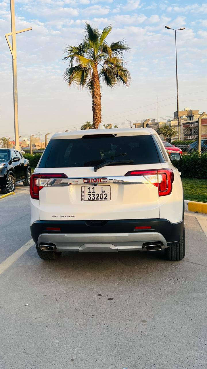 GMC اكاديا 2023
السلام عليكم عندي GMC اكاديا SLE موديل 2023 رقم بغداد باسمي ماشيه 2000 كيلو متر يعني زيرو حادثها جاملغ وبنيد الجاملغ راجع بارد والبنيد مبدل ايرباكات طاكه صور الحادث مع المنشور ورقم الشاصي يمك مكتوب مواصفات بصمه كشنات منفصل vip محرك 2000 تيربو  السعر 230 ورقه وبيها مجال للطيبين للاستفسار الاتصال بالرقم *********** يوجد واتساب واتصال عادي موقع السياره بغداد الغزاليه مع جزيل الشكر لاداره الموقع والاعضاء الكرام
رقم الشاصي

1GKKNKL45PZ239767
