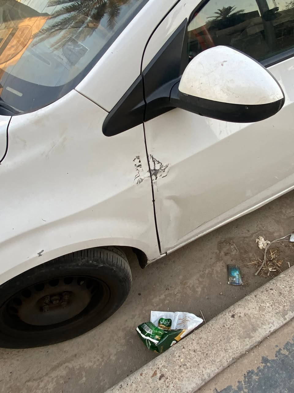السلام عليكم
شوفو ليت سونك 2012 
اوتماتيك محرك 1600 خليجي ماشيه 195 الف  كم رقم بابل 
جام عادي 
تبريد شغال كير ومحرك خير من الله 
50 وبيها مجال 
***********

بيها بعض الطبخات البسيطه كما في الصور
