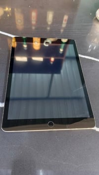 ايباد 9 سعره 120الف قفل قفل تطب تعامل تنحظر مفطوره الكلاس  وشوي يصرف ش...