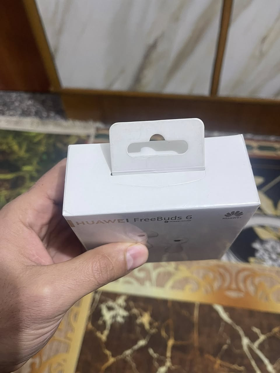 سلام عليكم سماعات فري بود 6 ممفتوحه للبيع 
سعرهه بالمحلات 169 الف اني اريدهه ب160 
***********وتساب 
خاص ماجاوب واني ممنون
