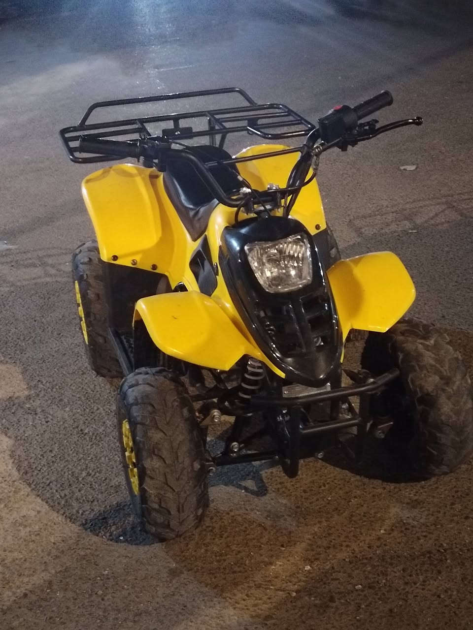 السعر ٨٠٠ وبيها مجال اتصل وتدلل ***********
