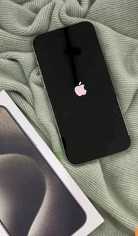 آيفون ١٥ • ٢٥٦ • شاشة أصلية