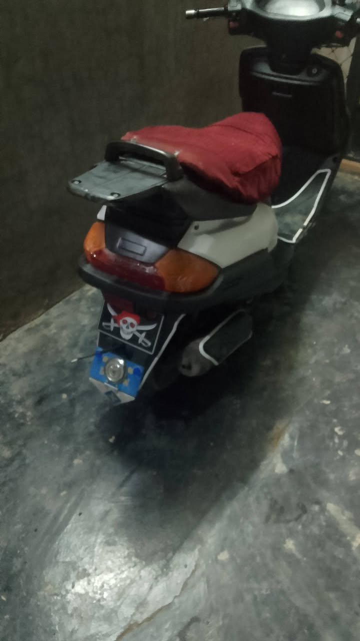 سلام عليكم دراجه فراشه للبيع دراجه كاملة محرك حاويه دراجه خير من الله سعر 475 وبي مجال مكانه ديالى سد حمرين اتصال رقم ***********
