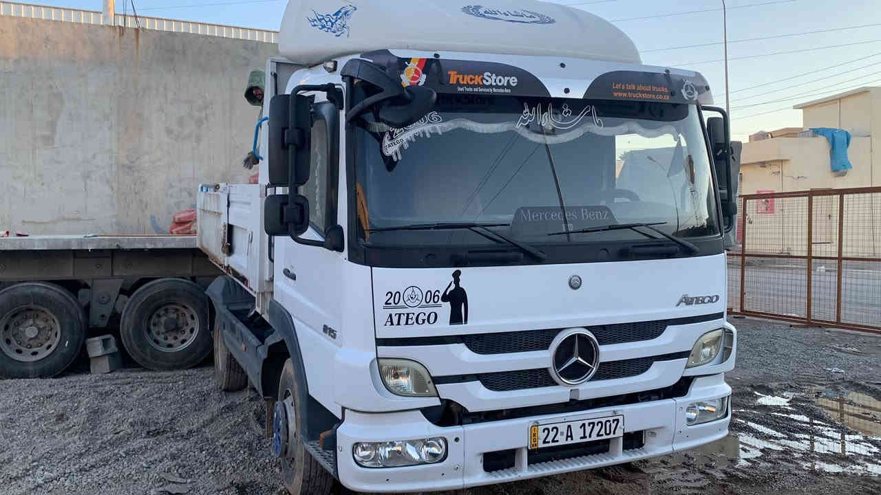 سلام عليكم اتيكو دمعة موديل2006 
 گير محرك شاصي كله بالشرط 
سنوية 2028 باسمي شرط التحويل 
6برغي گير كبير  
تبريد بلادي 
تايرات كله جديد  
سعر 235 وبيهه مجال
***********
 ***********
مكاني كركوك قضاء الدبس
