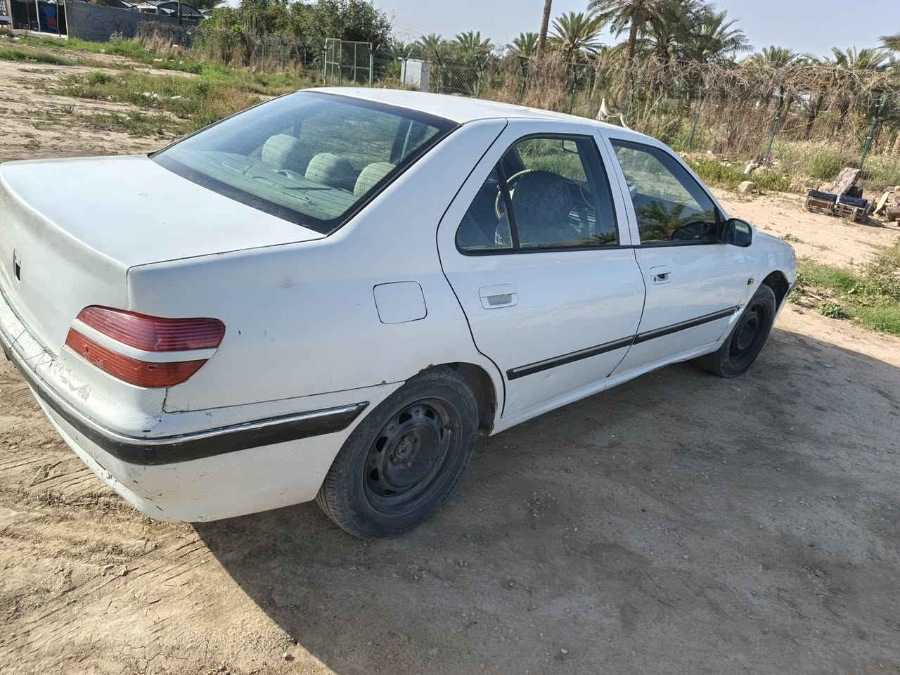 بيجو 406
موديل 2001
بدون صبغ 
بدون حادث 
بدون ايرباك 
كير مكينه خير من الله
تبريد نقص كمبريسر بيه إصبع مليك  
بسمي سنويه ٢٠٢٧
سعرها ٢٨
مكان السياره بابل /الحله /مركز المدينه‏
‪***********‬‏ للأستفسار

