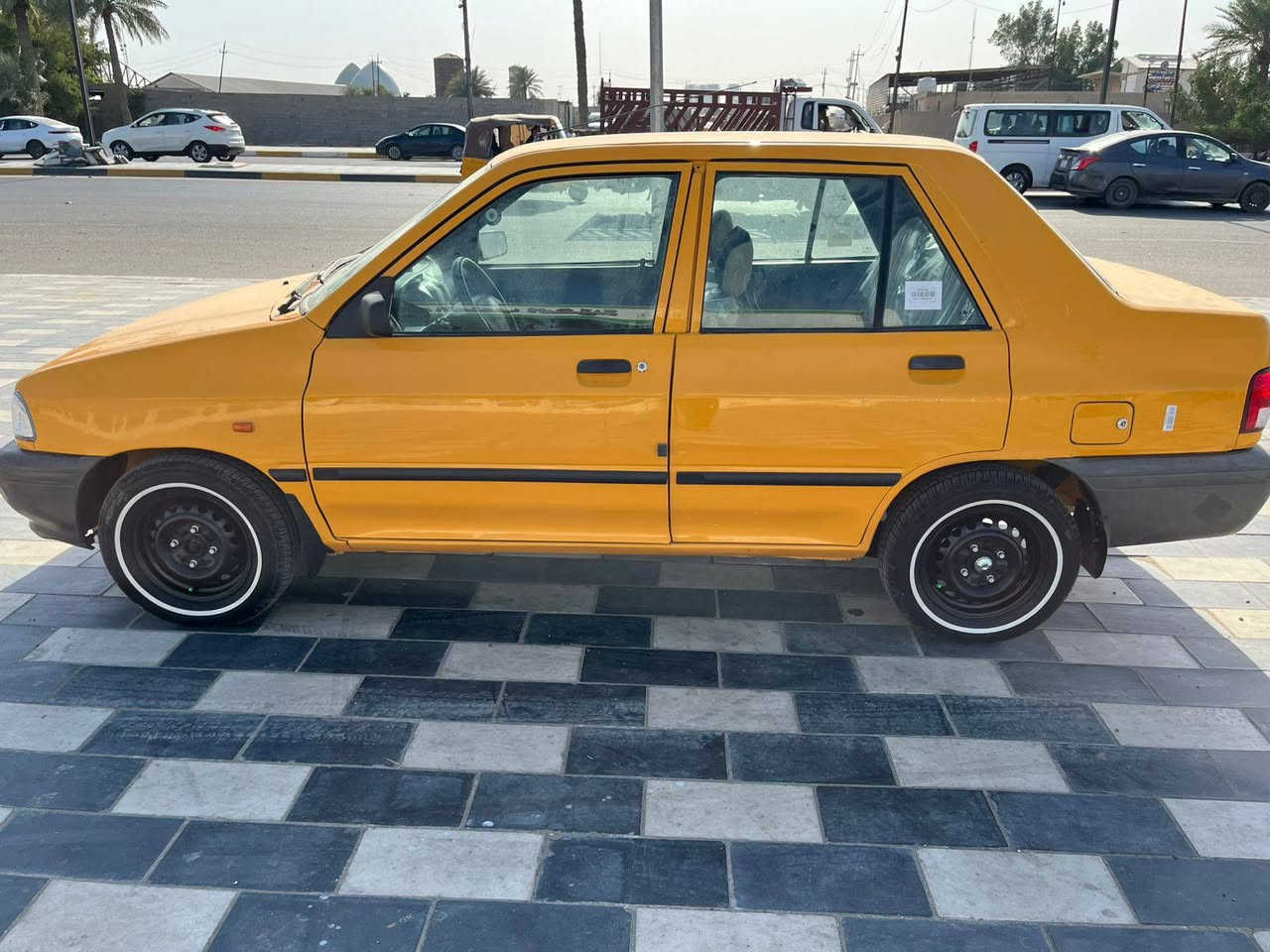 السلام وعليكم سايبا 2018
 مكفولي السياره كير ومحرك وحداديه 
مكفول من ضربه وصبغ معده الهلات معمره 
 كله كفاله مدوشمه عام  مصفره هيه وغرامات 
 تبريد شغال تدفئه شغاله السياره مانقصهه شي 
 تخم تاير جديدخط بيض جديد 
 مكان بغداد  رقم الهاتف  ***********
