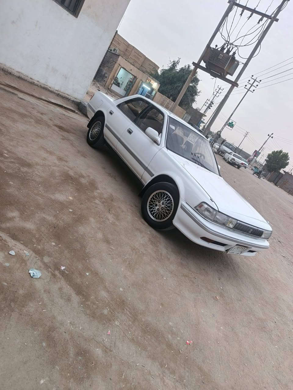 السلام عليكم  سياره كرسته کصيف بسمي دكفوله كفاله عامه رقم بصيره مشروع وطني باسمي رقم الهاتف  *********** مكانه في البصره
