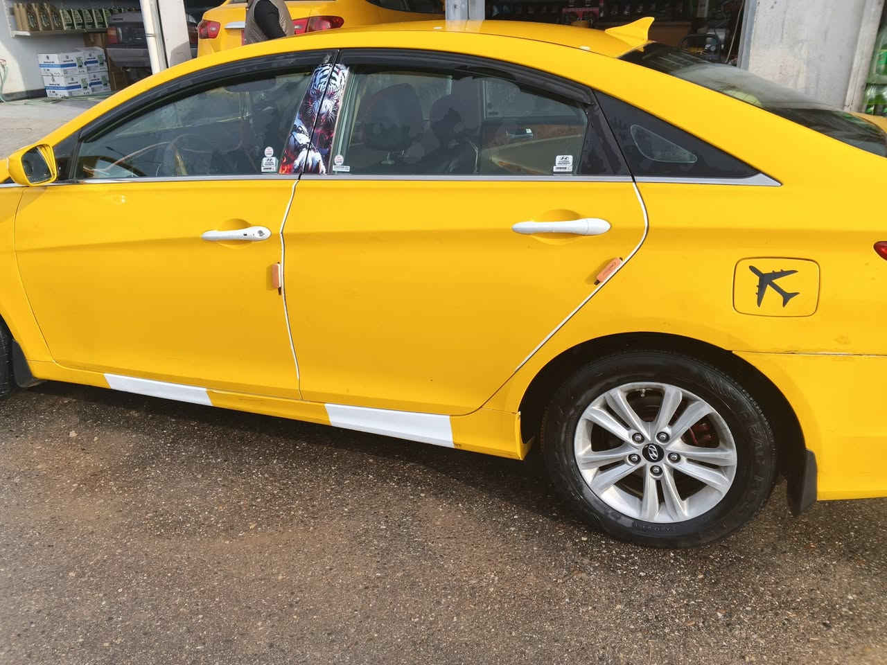 سلام عليكم سوناته موديل 11للبيع السعر 90وبي مجال الشراي يتصل ***********
