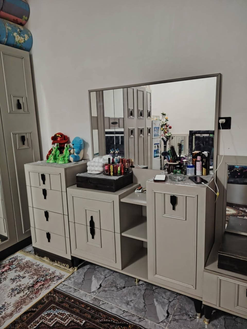 غرفه تركيه للبيع تجي 11 قطعه جديده كلش زلغ مابيه مكانه ناصريه الفضليه السعر مليون 
تواصل خاص


**إذا كنت صاحب هذا الإعلان وتريد حذفه لأي سبب، رجاءا أرسل رسالة إلى الدعم الفني**