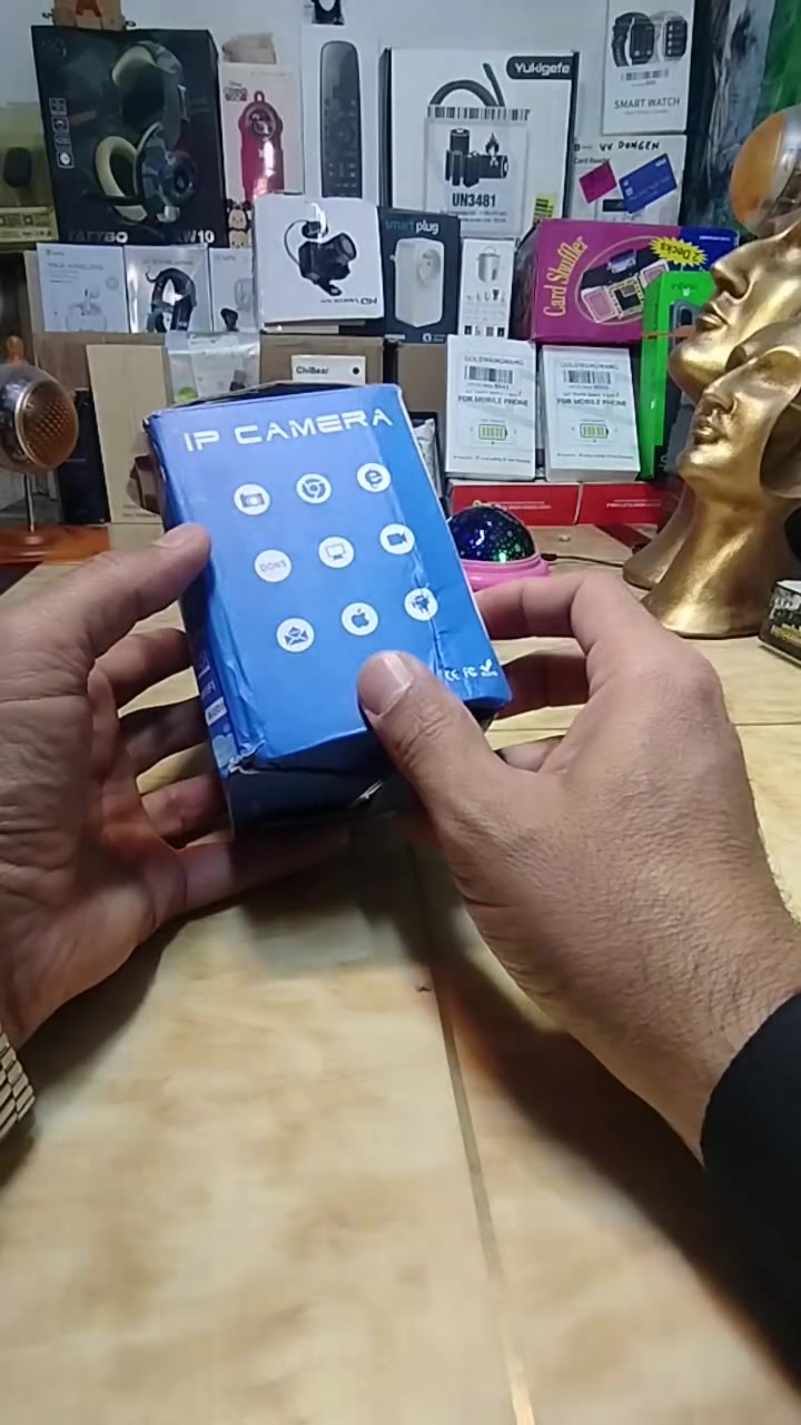 كاميرا مراقبة ذكية تنربط على الموبايل تكدر تتحكم بيها وانت خارج المنزل
جديد لوك امزون بالكارتون على الفحص
السعر ١٠ الف فقط


**إذا كنت صاحب هذا الإعلان وتريد حذفه لأي سبب، رجاءا أرسل رسالة إلى الدعم الفني**