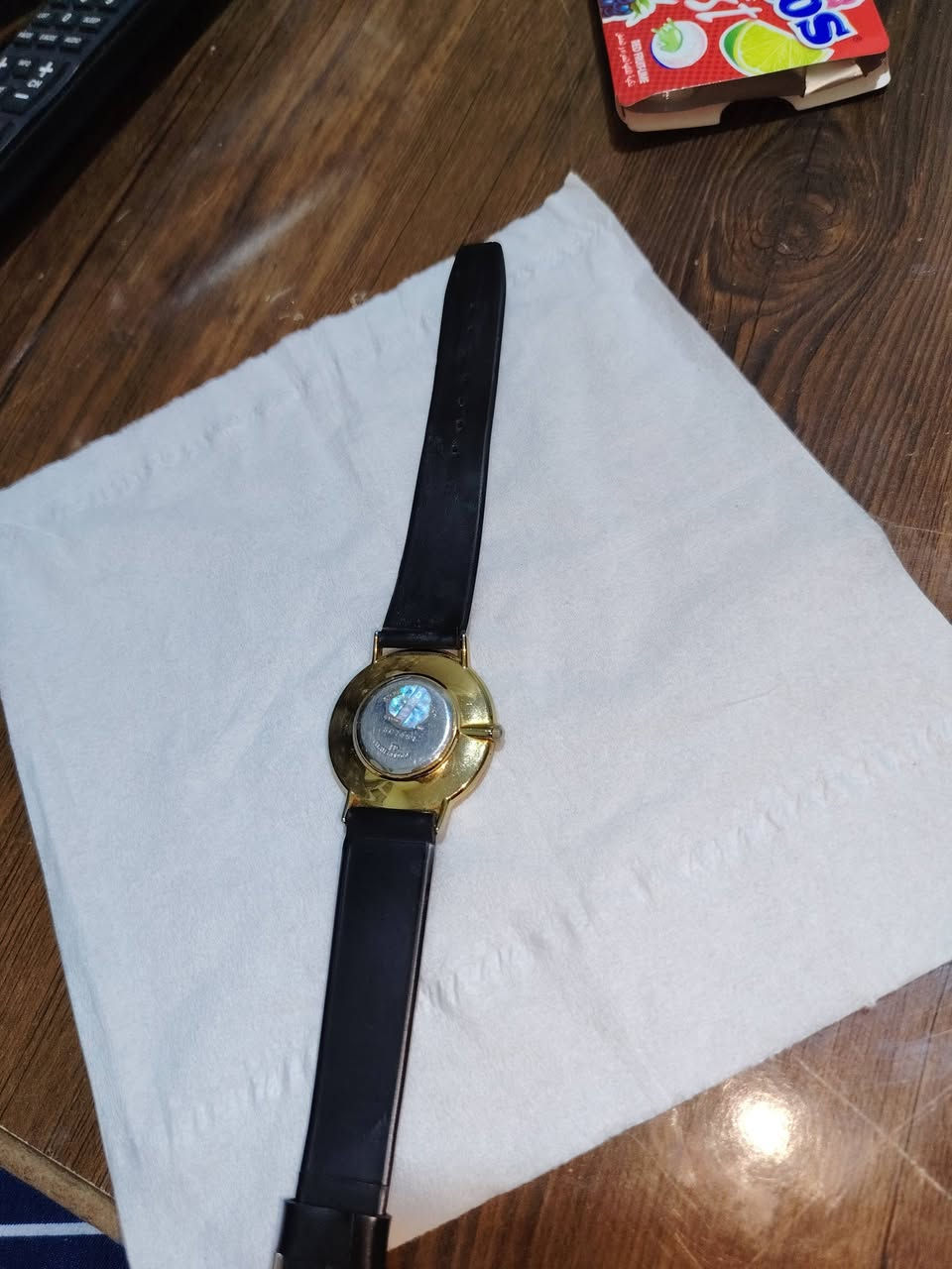 المواصفات موضحه في الصور ساعه اصليه من ماركت OMAX العالميه  شغاله ما بيها اي مشكله سعر 25 بصره  معقل


**إذا كنت صاحب هذا الإعلان وتريد حذفه لأي سبب، رجاءا أرسل رسالة إلى الدعم الفني**