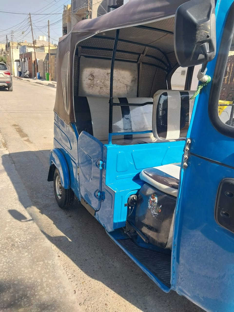 تكتك ثنين وعشرين جاهزة من كلشي مال بيت الله شاهد ماشتغل بيهه ابد مكان بغداد العبيدي خلف البانزين خانة ***********
