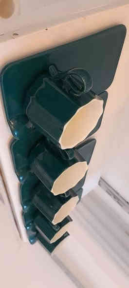 فناجين او كوابة خاص لضيوف دزاين حديثة السيت متكون من ٦قطع سعر السيت ١٣ ألف. محل البركه للفرفوري سامراء دوانم المعمل شارع المكاتب قرب جامع الحمزة مقابل ماركت مروان يوجد توصيل داخل سامراء ٢٠٠٠ وخارج سامراء ٥٠٠٠ رقم الهاتف ***********
