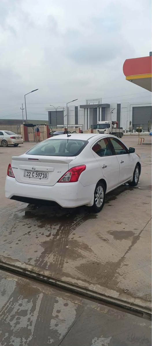 نيسان فيرسا موديل 2018 سبغ بس بوليند رقم سنويه همي نويه سياره ديت sv سعر 103/ *********** أربيل, العراق
