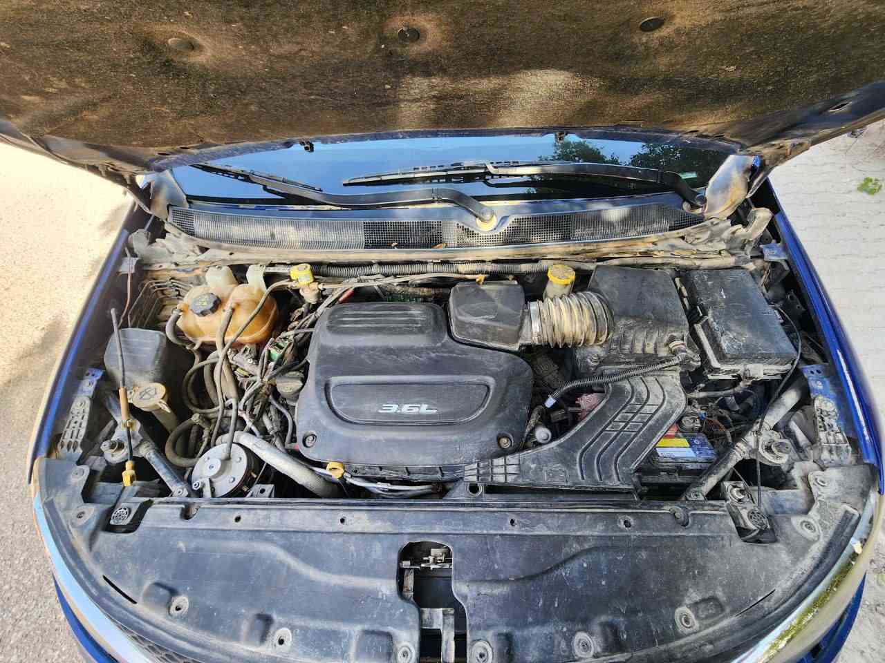 للبيع كرايسلر باسيفيكا 2019
محرك 3.6 ستة سلندر

كير أوتوماتيك

استعمال شخصي

السيارة نظيفة ومحافظ عليها

المحرك جيد جدا 

مكيف بارد ومحرك وقير بحالة ممتازة

سبعة ركاب عائلية مريحه كلشي بيه شغال

ماشيه 115 وقابله للزياده
صور الحادث جوه تعمل
بمنظومة الغاز ايضاً ارضيات تركيب جلد غير ارضياته الاصليه موجوده أيضآ
السياره تحتاج تفاصيل زغيره ((كامره خلفيه زراكه ماء قطعه واحده قبق بانزين بيها شخوط خارجيه يدويه وشوي شخطات مثل ما موضح بالصور)) 

السعر:195 دولار 
للاستفسار على الخاص. ***********
