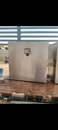 صناديق، سل ستيل، 60،60 للإستفسار الاتصال 07702822329