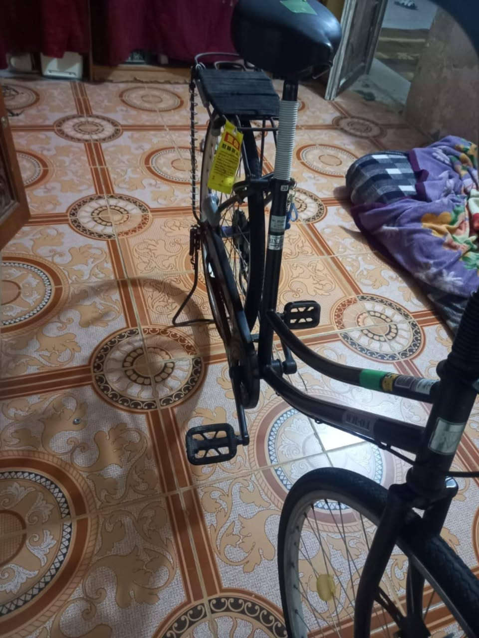 سلام عليكم شباب باسكل للبيع مديل 16 السعر خاص الباسكل نضيف صارله سبوع  من نازل من حاويه المكان نجف حي ميلاد شارع عشرين


**إذا كنت صاحب هذا الإعلان وتريد حذفه لأي سبب، رجاءا أرسل رسالة إلى الدعم الفني**