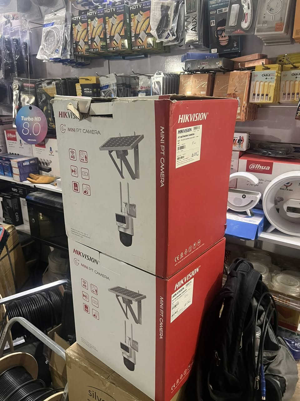 توفر كامرات هكفچن طاقة شمسية وبدقة عالية ودوران ٣٦٠ درجة تصوير ليلي نهاري ملون صوت عالي الجودة مكتب مؤمن سايدين التعليم مقابل تيم مارت م- ***********
