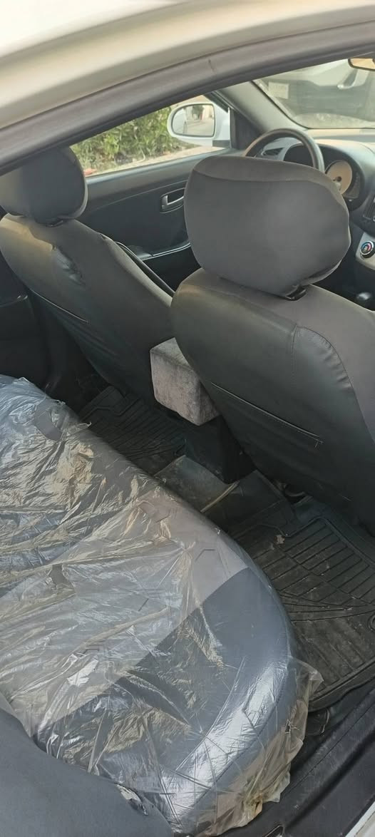 السلام عليكم ورحمة الله وبركاته 
النتره البيع مديل 2008 مكينه 2000 رقم بغداد الماني بسمي بيها نص باب ونص جاملق الخلفي اثر دحجه ستوته والباقي مكفول سياره خير من الله جاهزه السعر 108 وبيها مجال قليل مكاني النجف الكوفه حي ميسان 
(***********)
