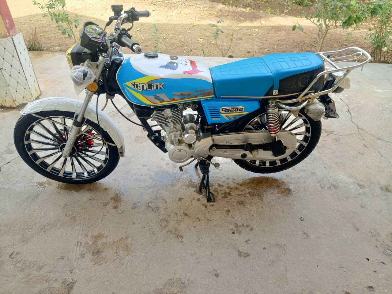 سلام عليكم دراجه محرك 200 دراجه خير من الله أوراق كامله كهربائيات كامله دراجه أي نقص مابيها دراجه مال جناي امفوله عليه خير حبايه ال يحب ياخذها بي خير ويدلل خاص موجود أو إل يحب يستفسر *********** مكاني ديالى كنعان رجائا إل ميشتري لا يدوخني
