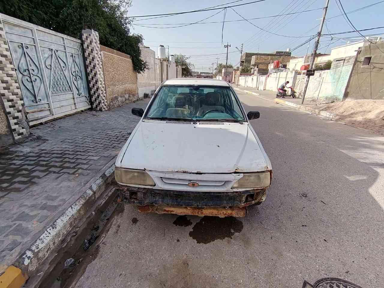 سايبه للبيع رقم مثنى مكينه وكير شرط والباقي شوف العين السعر 13 وبيها مجال قليل مكان السياره سماوه رميثه ***********
