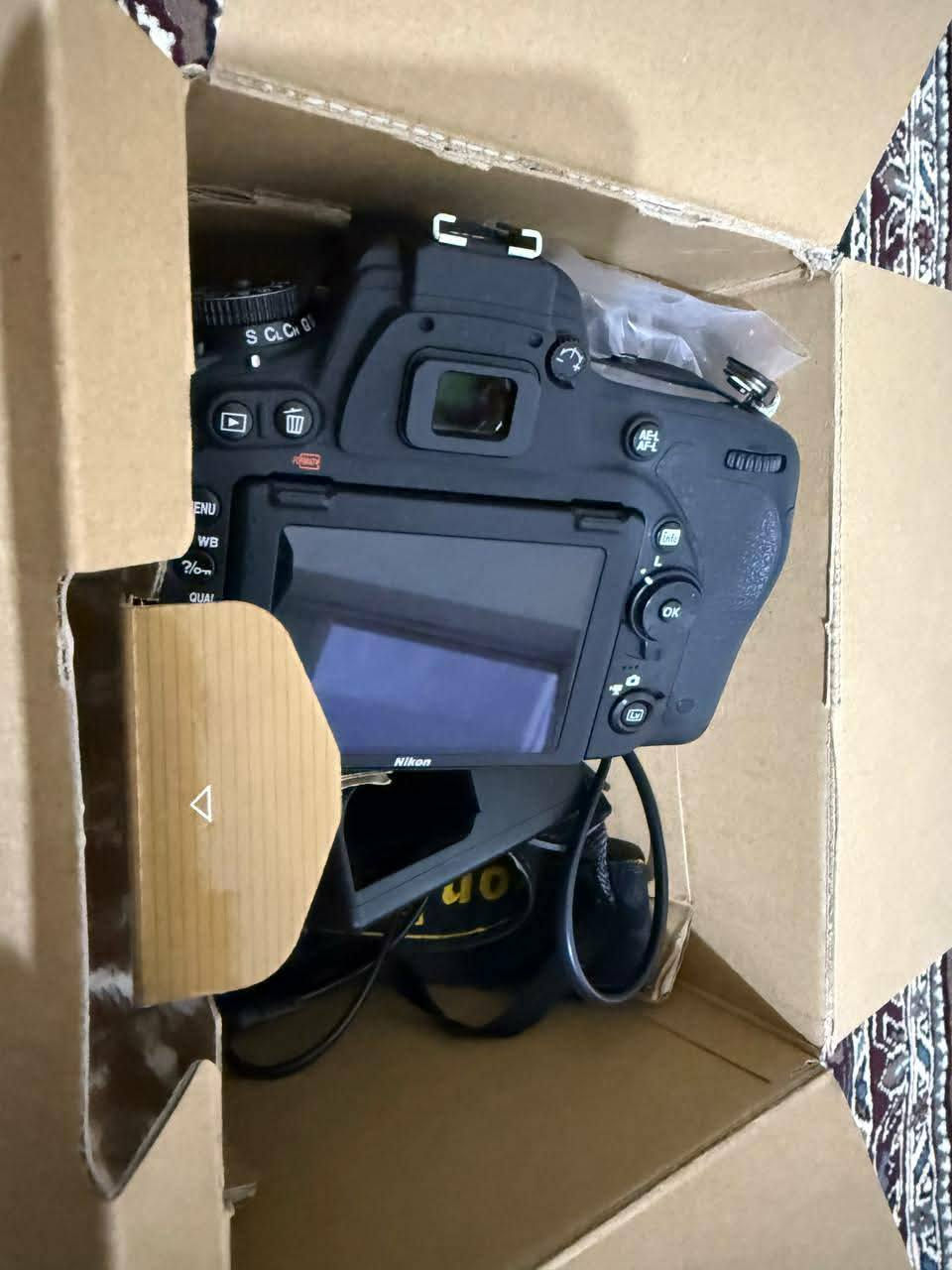 سلام عليكم كامره نيكون D750 للبيع
نضافتها 100%
شترها 3k
 ماكاني بغداد للإستفسار ***********
