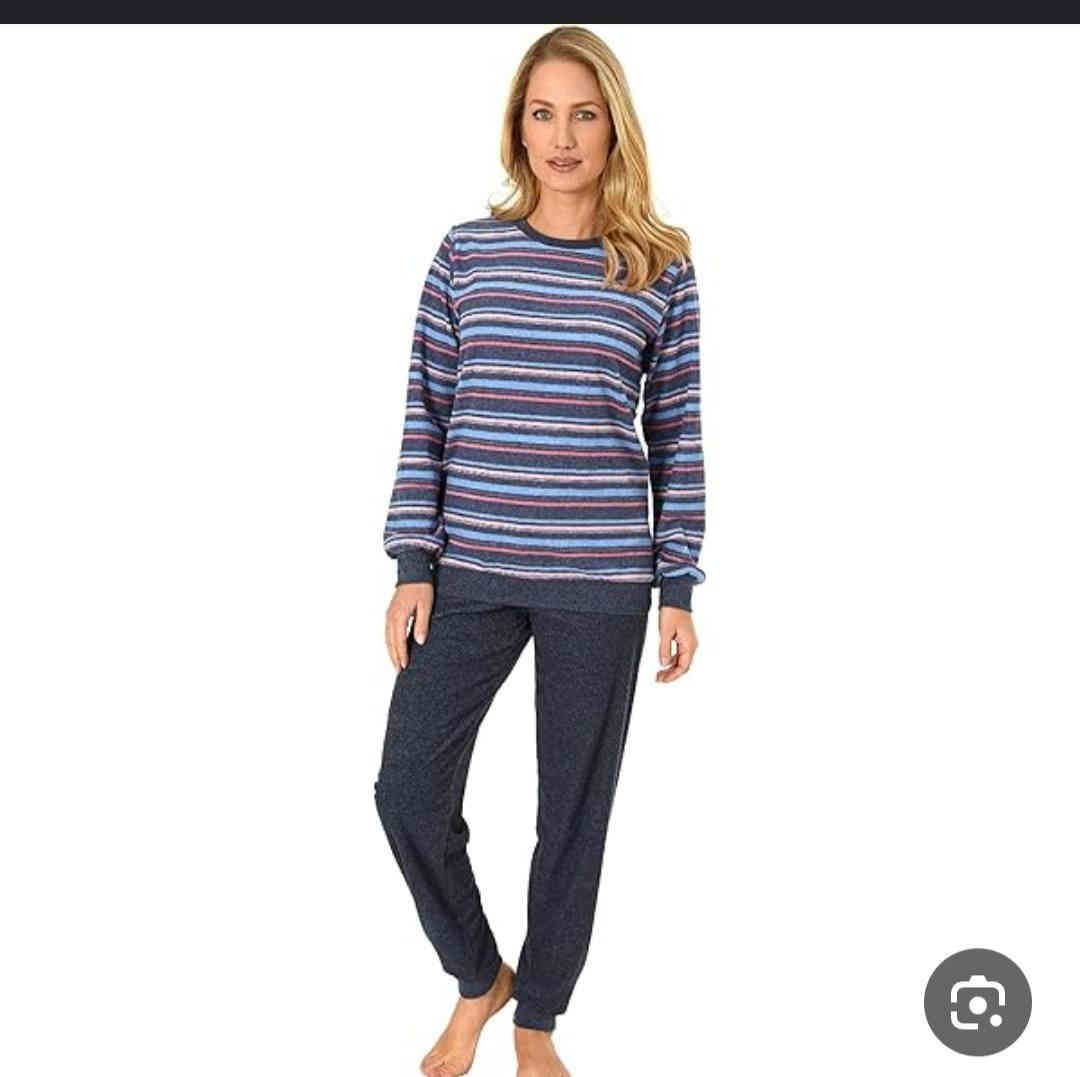 توفر تراكات نسائيه و بناتيه 
متوفر جميع قياسات 
العنوان خانقين شارع مصرف مجاور حاجه الف
للاستفسار وتواصل 
***********
يوجد خدمه توصيل جميع مناطق خانقين 
و محافظات العراق
اهلا وسهلا بكم🌹
