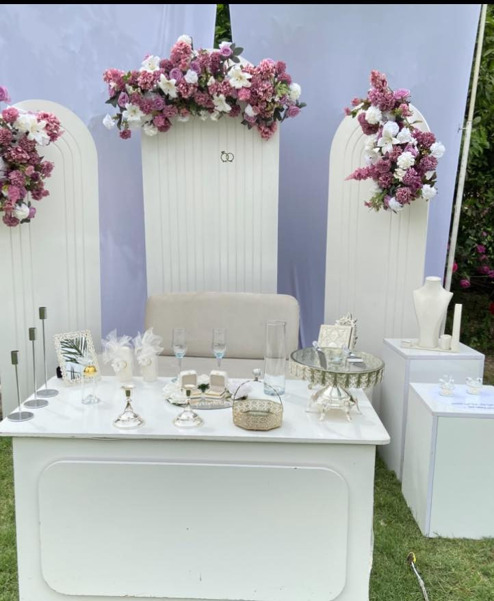 السلام عليكم عندي هاي الكوشات للبيع النظافه كل وحده وصورتها موجوده يمكم مكاني سامراء ***********
