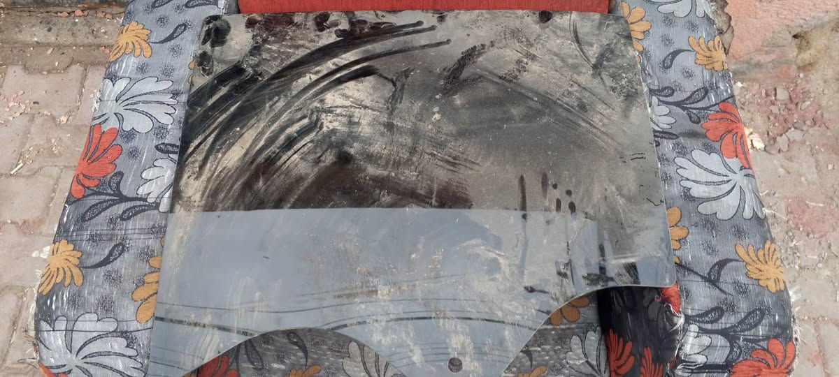 سلام عليكم عندي زوج جامات خلفي مال سياره كوينكس للبيع شراي يرسلني على واتساب***********  مكاني بصره
