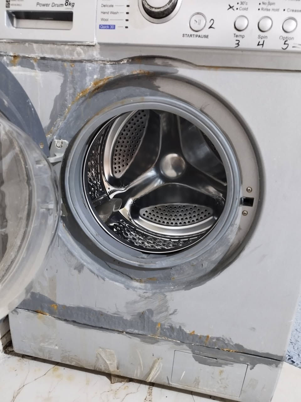 غساله كله  لمس  فول اوتوماتيك  غسل تنشيف تجفيف ملابس همين شغاله كلشي مابيه عطل
السعر 500 
العنوان البصره المطيحه للاستفسار ***********
