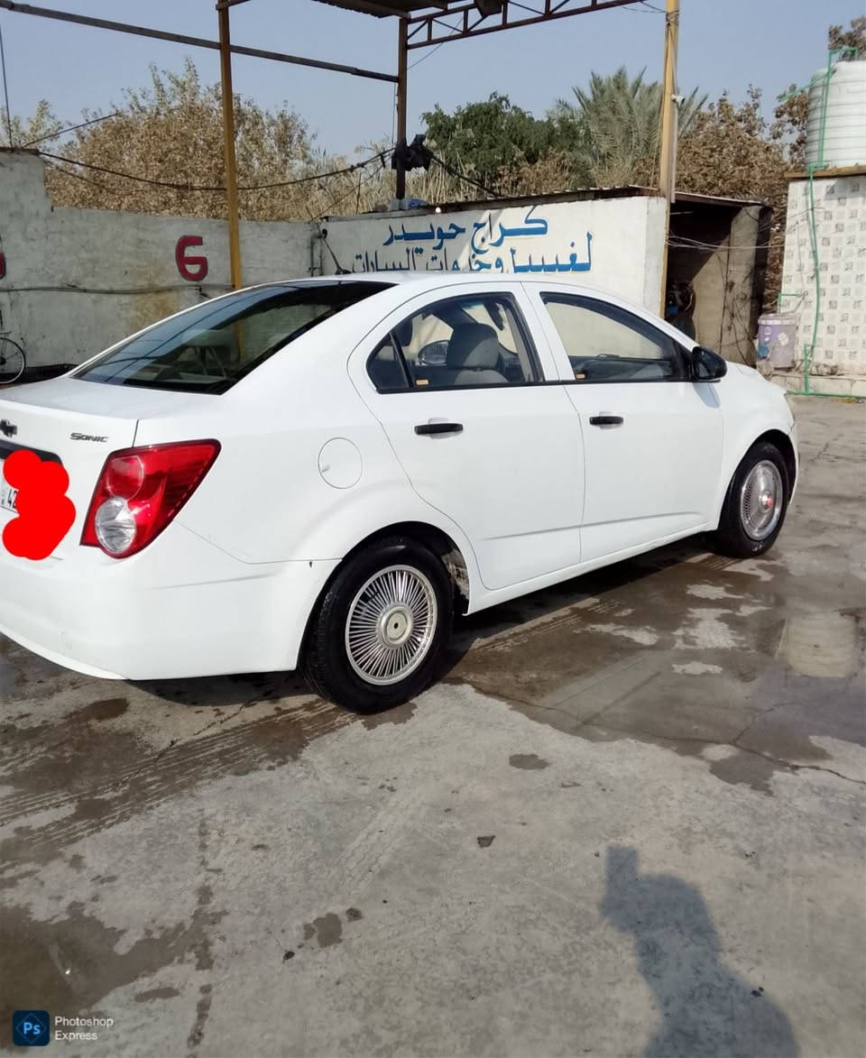 السلام عليكم شوفرليت سونك خليجي رقم دولي سنويه وهزه جديد السياره جديده احلئ من الصور كير ومكينة كورلا.. بسمي   اوتماتيك السياره تقفيل مركزي بصمه جنطه.. الشراي يتصل ***********
